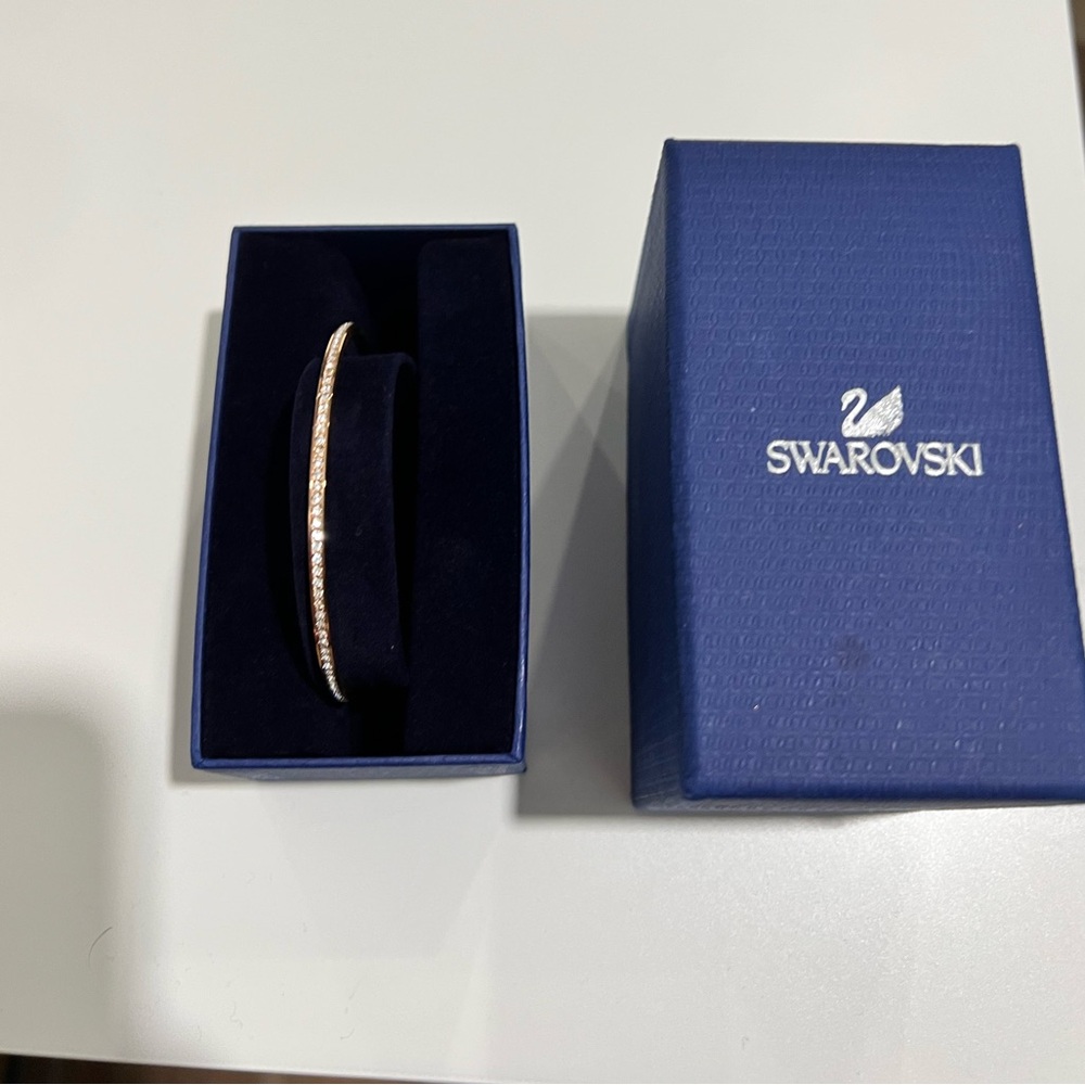 Swarovski Rose Gold Bangle Bracelet NWOT